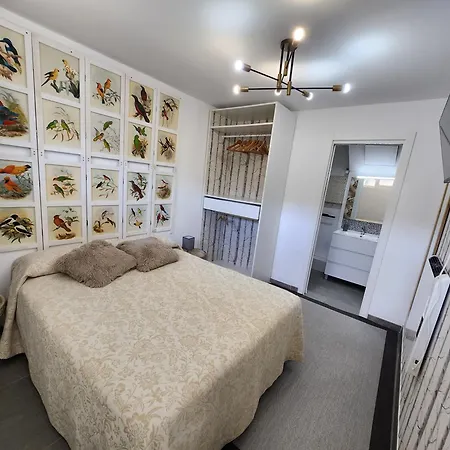 Playa De Covachos 1 سوتو دي لا مارينا